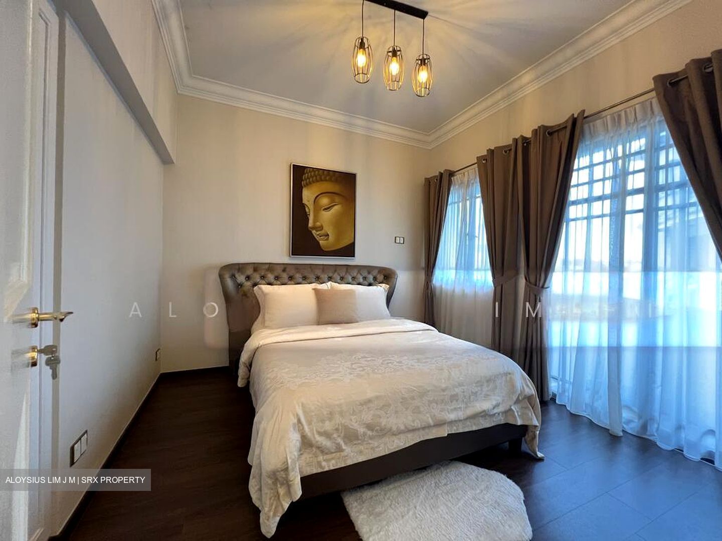 Kew Gate (D16), Terrace #501794421